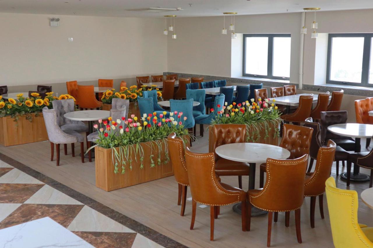 Atp Galaxy Hotel & Apartment Danang Extérieur photo